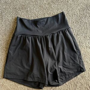 HALARA Women's High-Waisted Charcoal Shorts